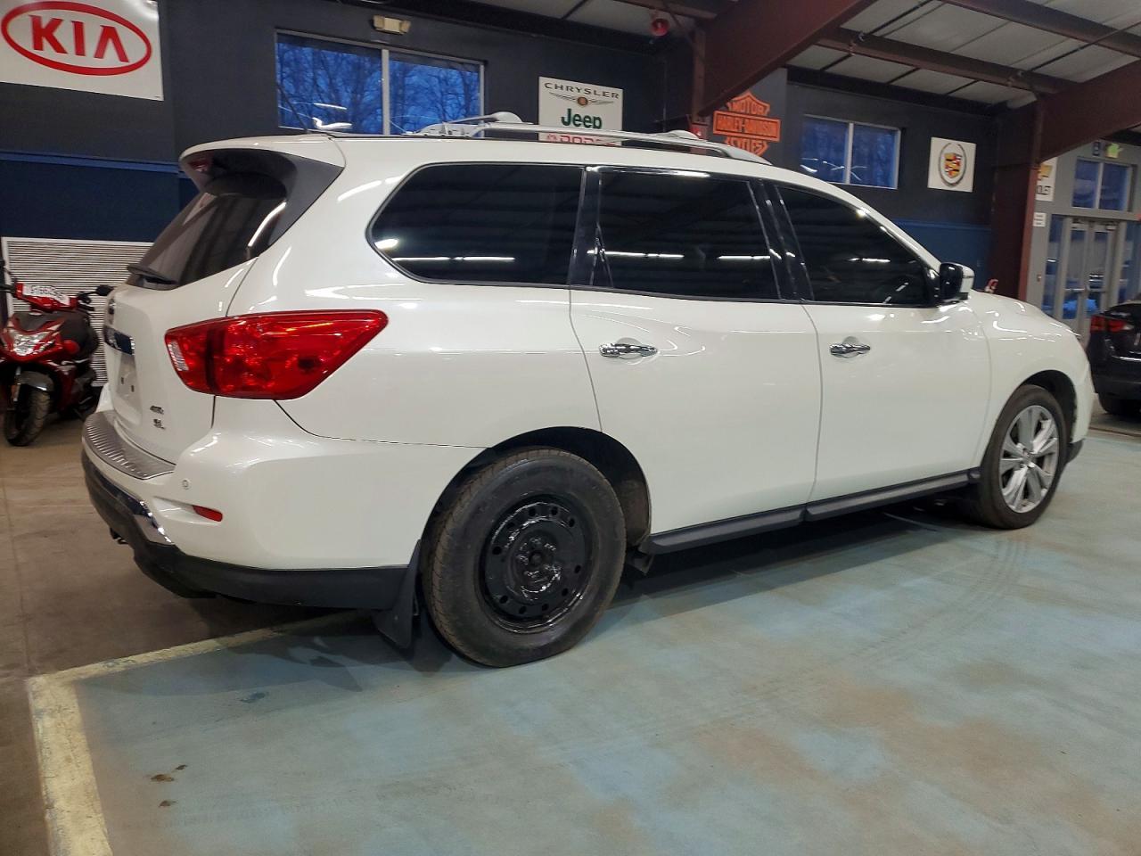 2018 NISSAN PATHFINDER
