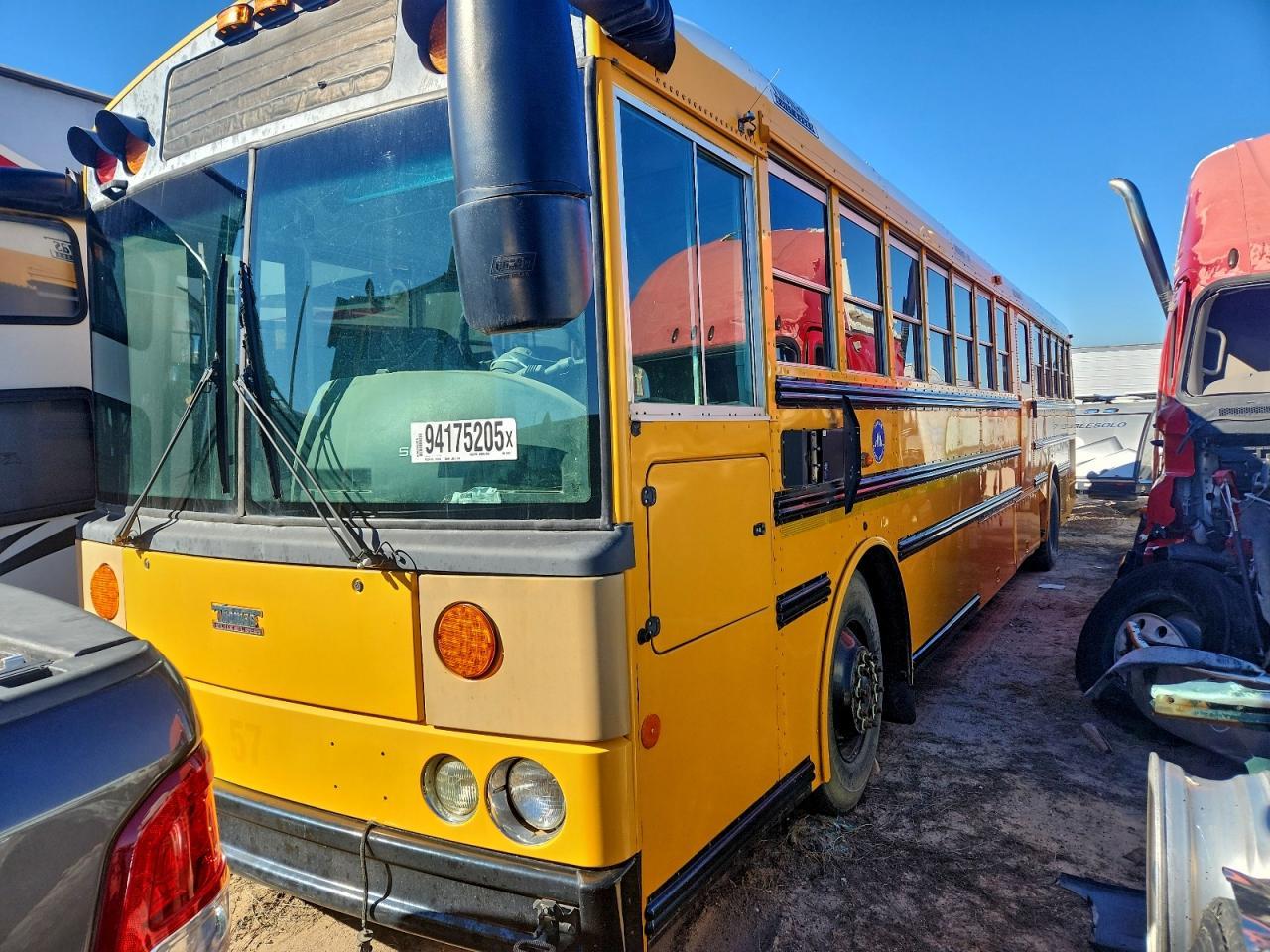 2008 THOMAS SCHOOL BUS