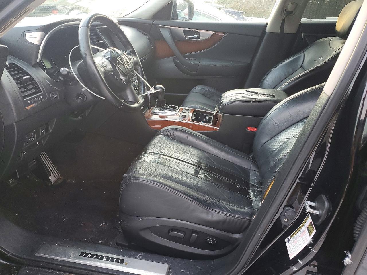 2011 INFINITI FX35