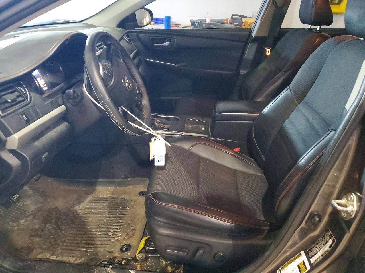 2017 TOYOTA CAMRY