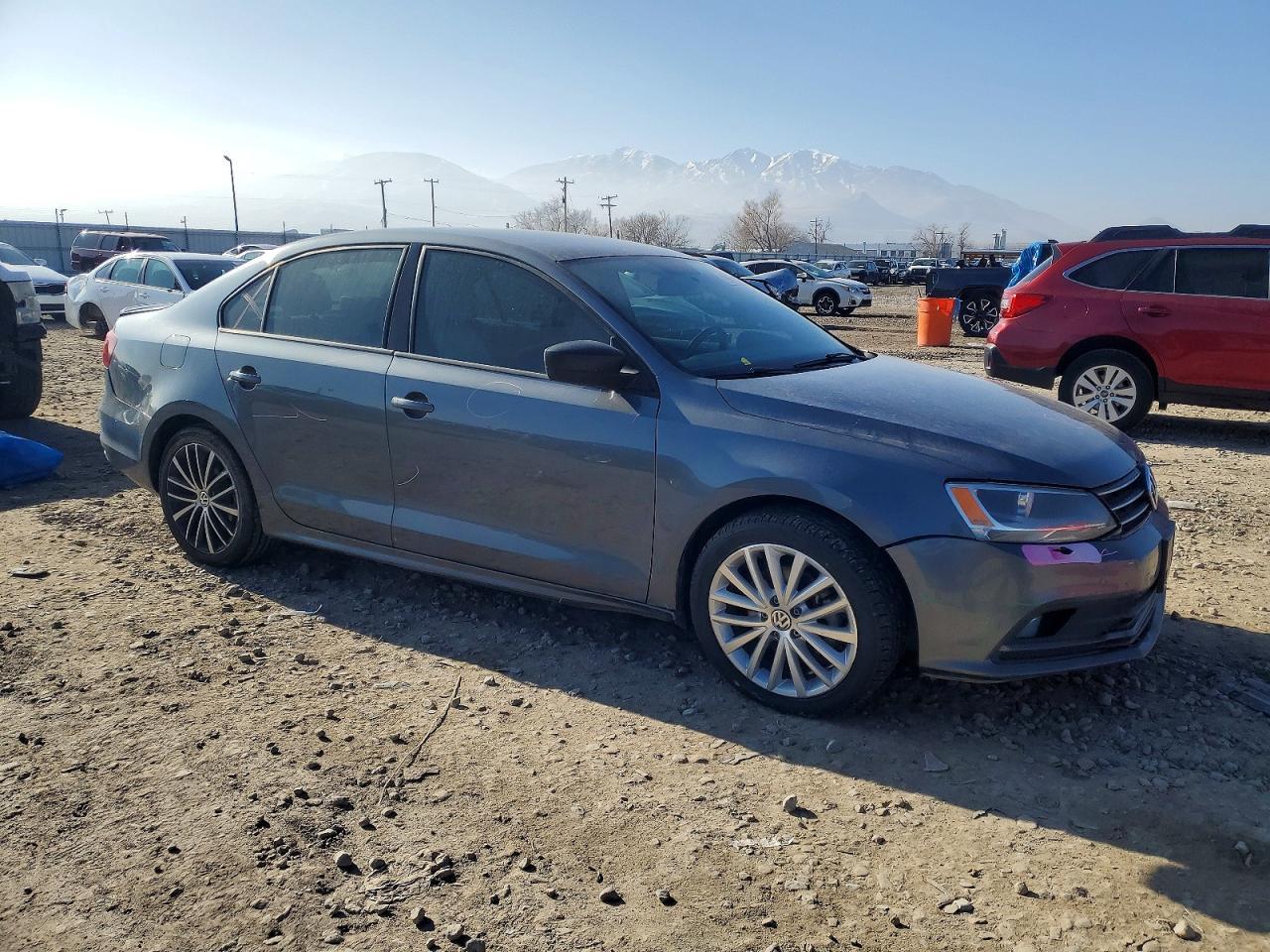 2015 VOLKSWAGEN JETTA