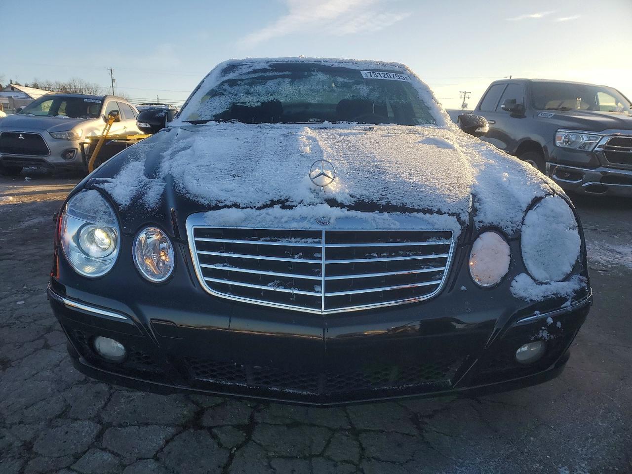 2009 MERCEDES-BENZ E-Class