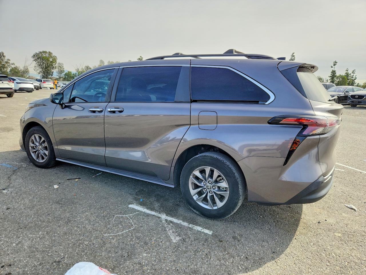 2023 TOYOTA SIENNA