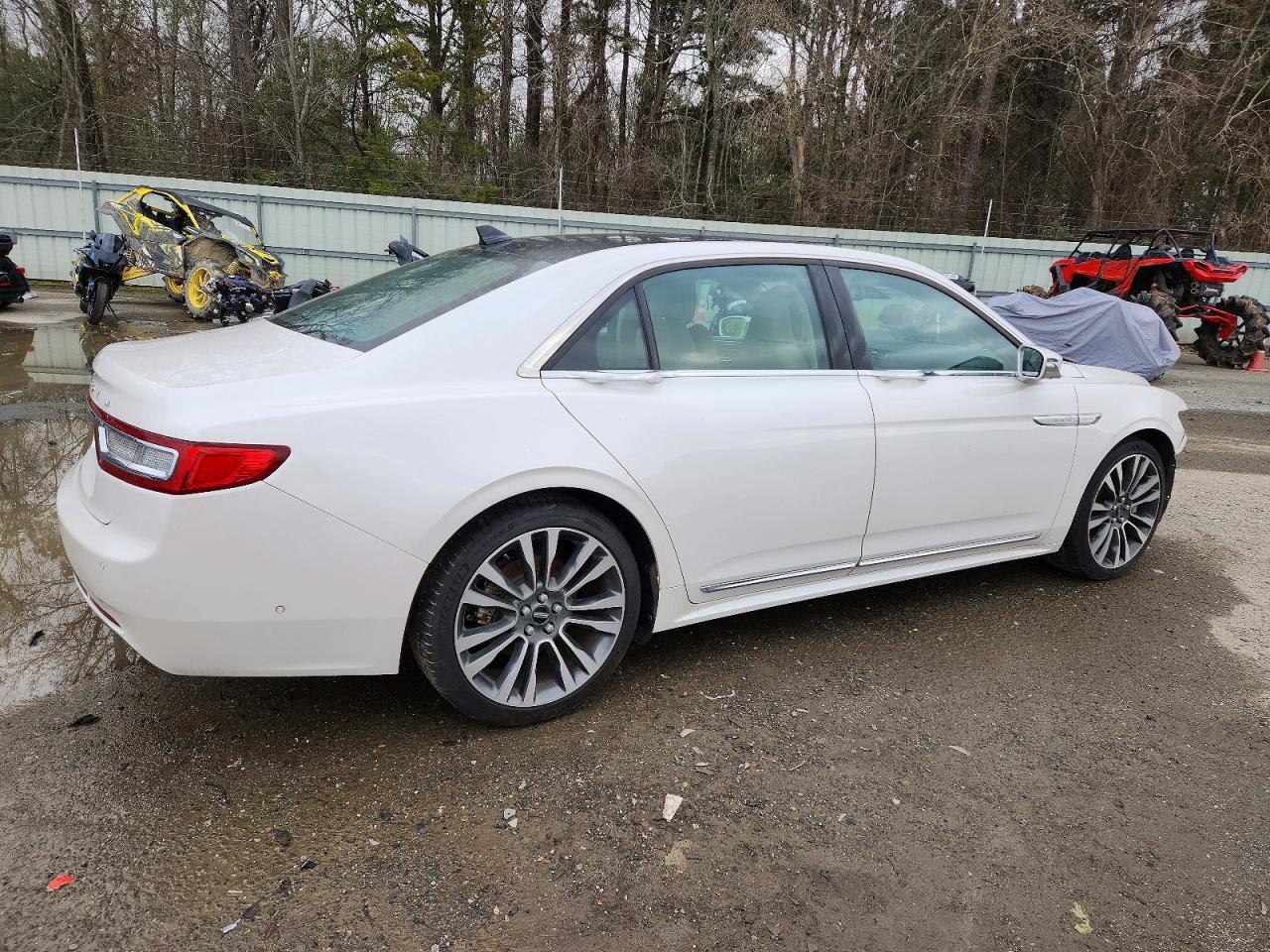 2018 LINCOLN Continental