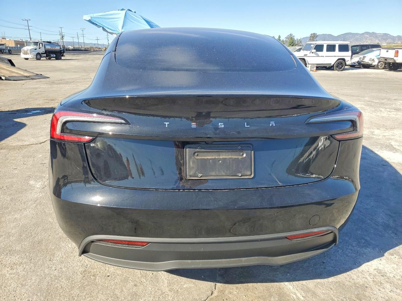 2024 TESLA MODEL 3