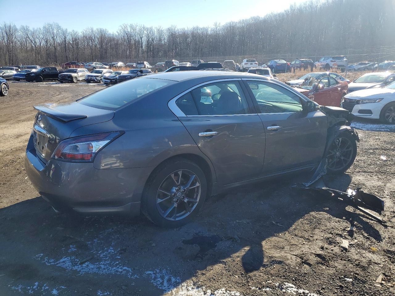 2014 NISSAN Maxima