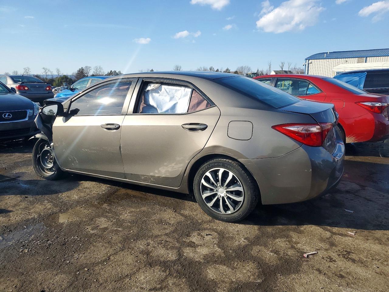2017 TOYOTA COROLLA