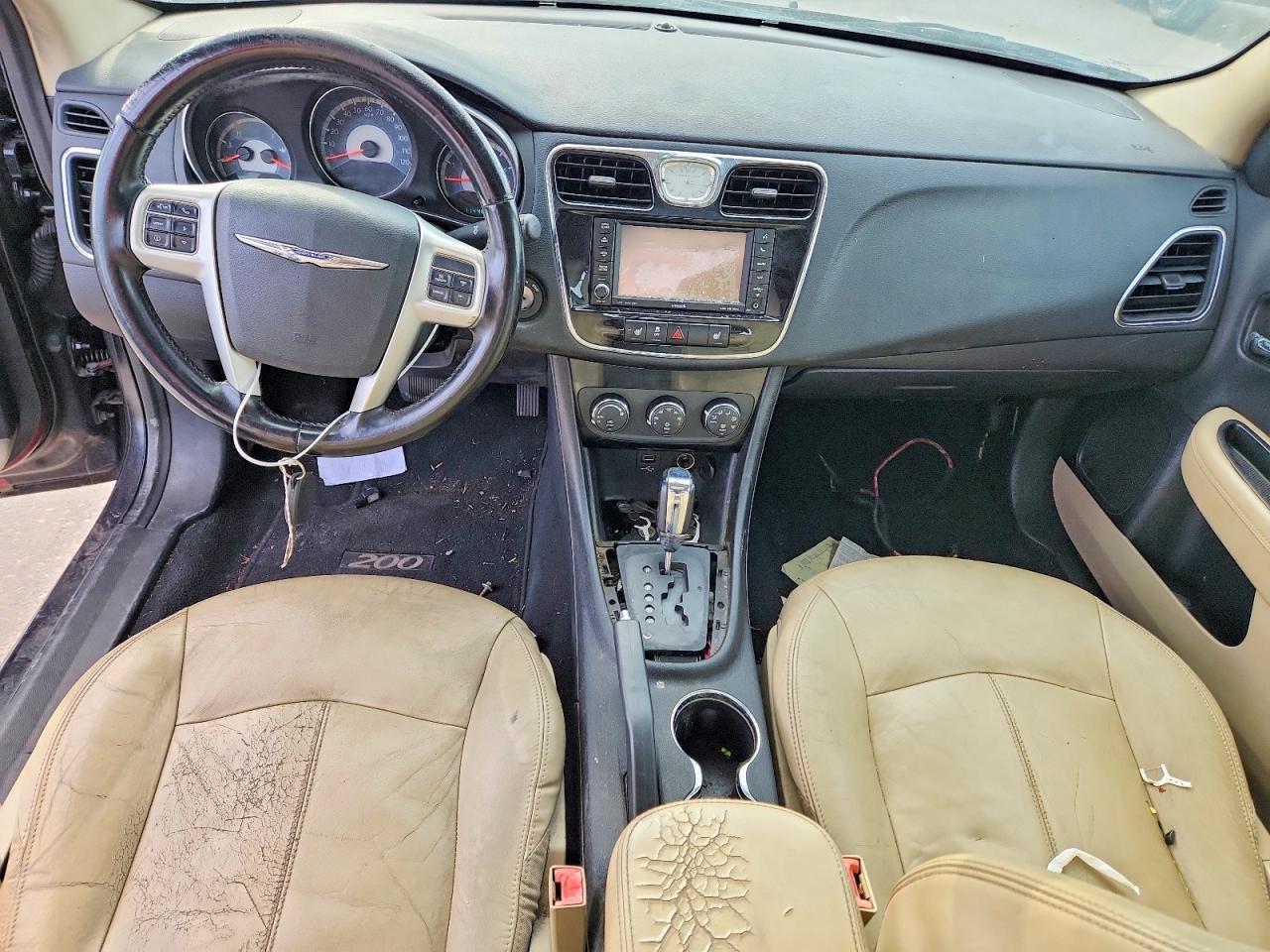2012 CHRYSLER 200