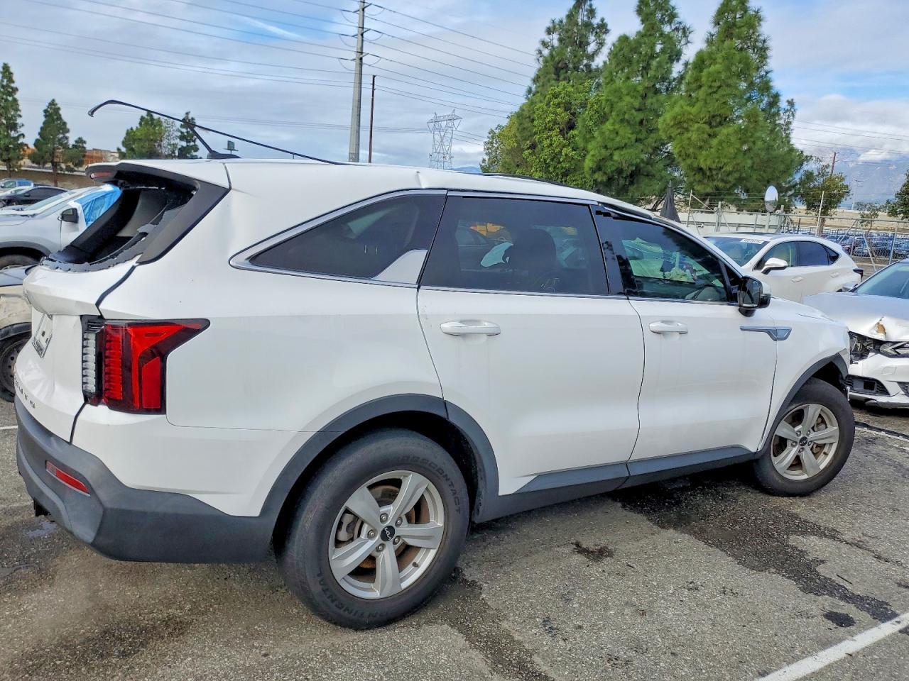 2022 KIA SORENTO
