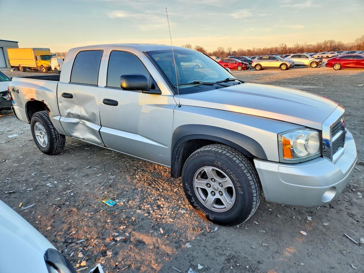2006 DODGE Dakota