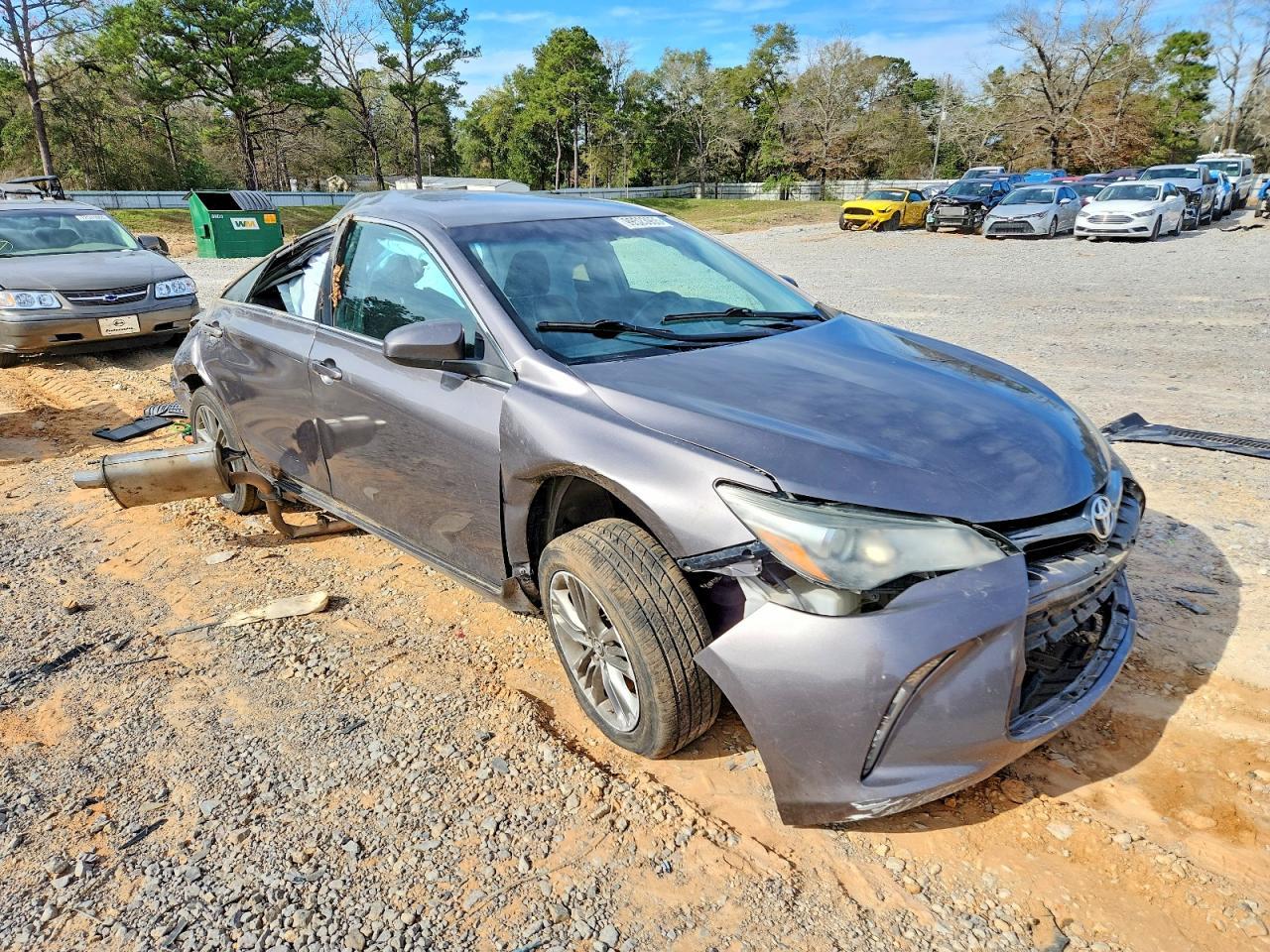 2016 TOYOTA CAMRY