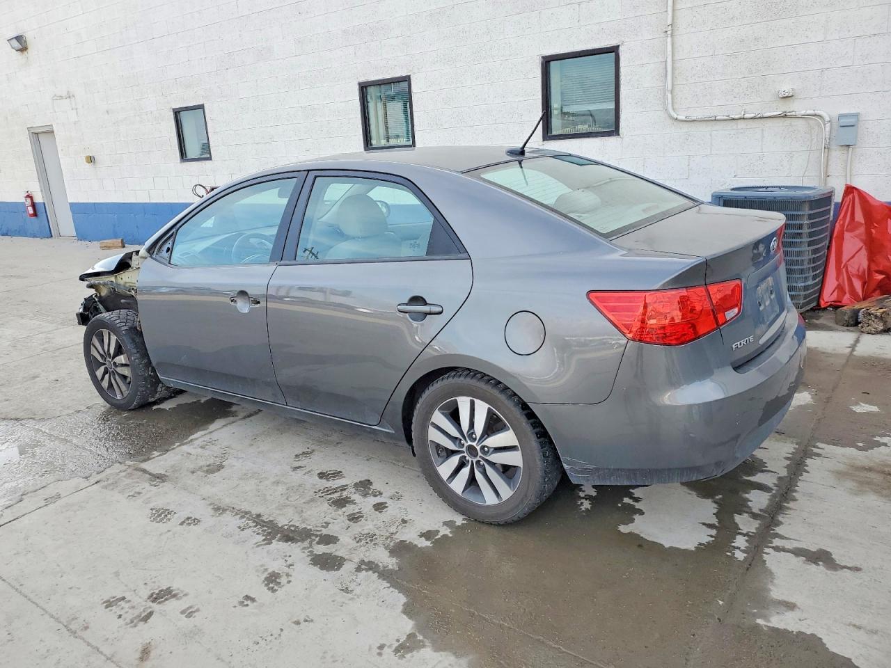 2013 KIA FORTE