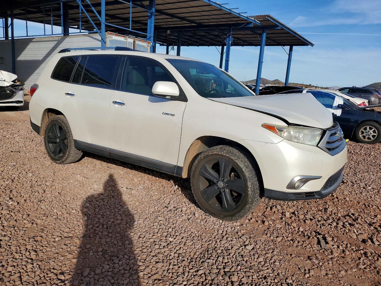 2013 TOYOTA HIGHLANDER