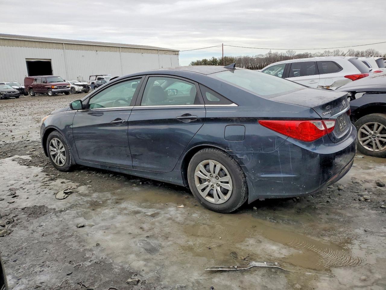 2011 HYUNDAI SONATA
