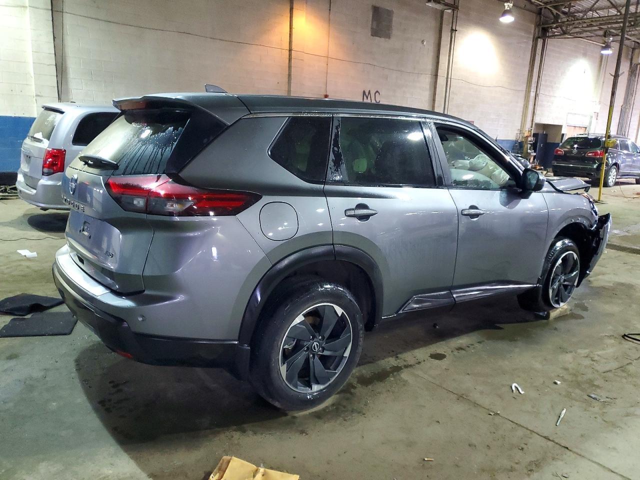 2025 NISSAN ROGUE