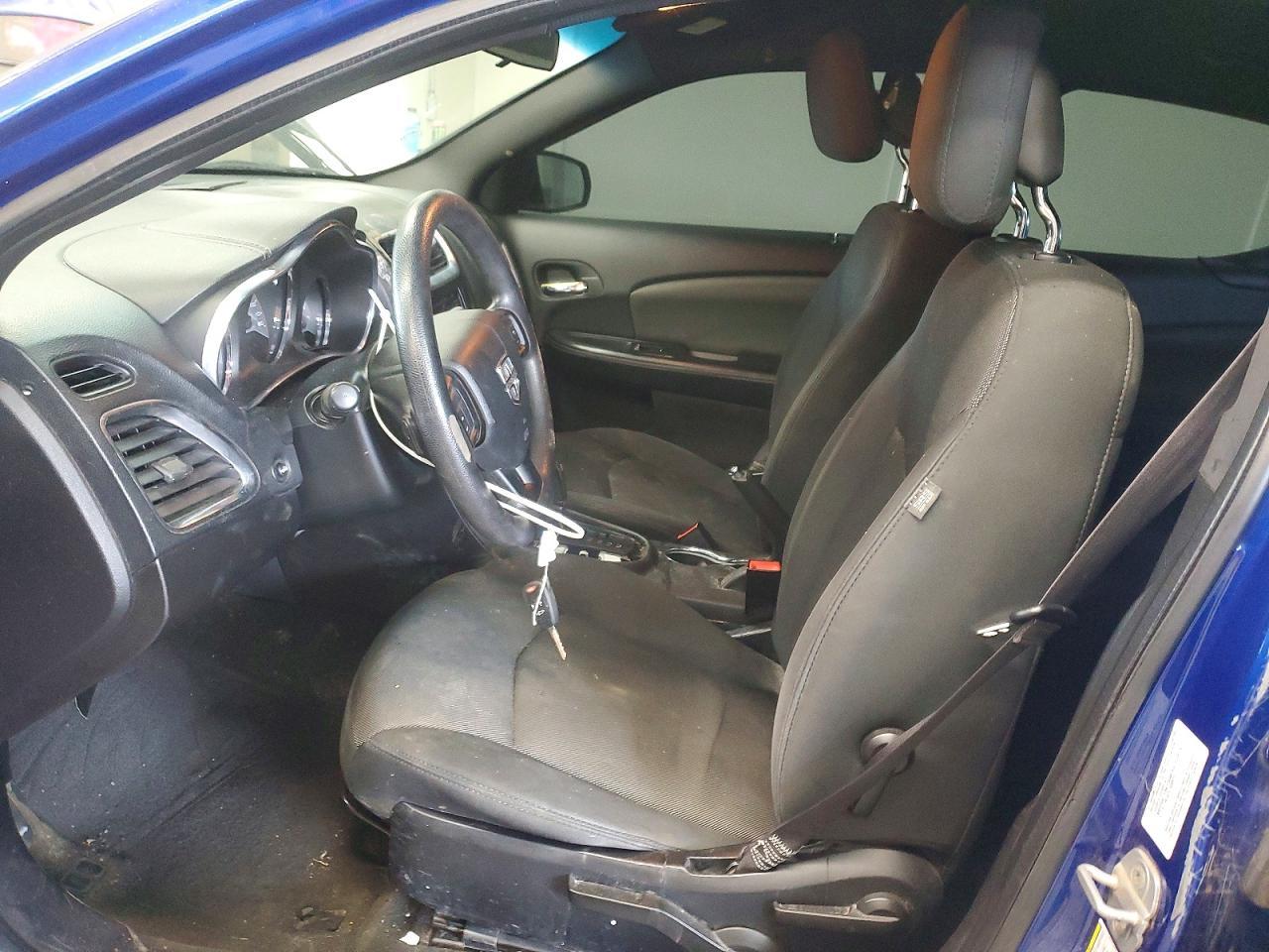 2013 DODGE Avenger