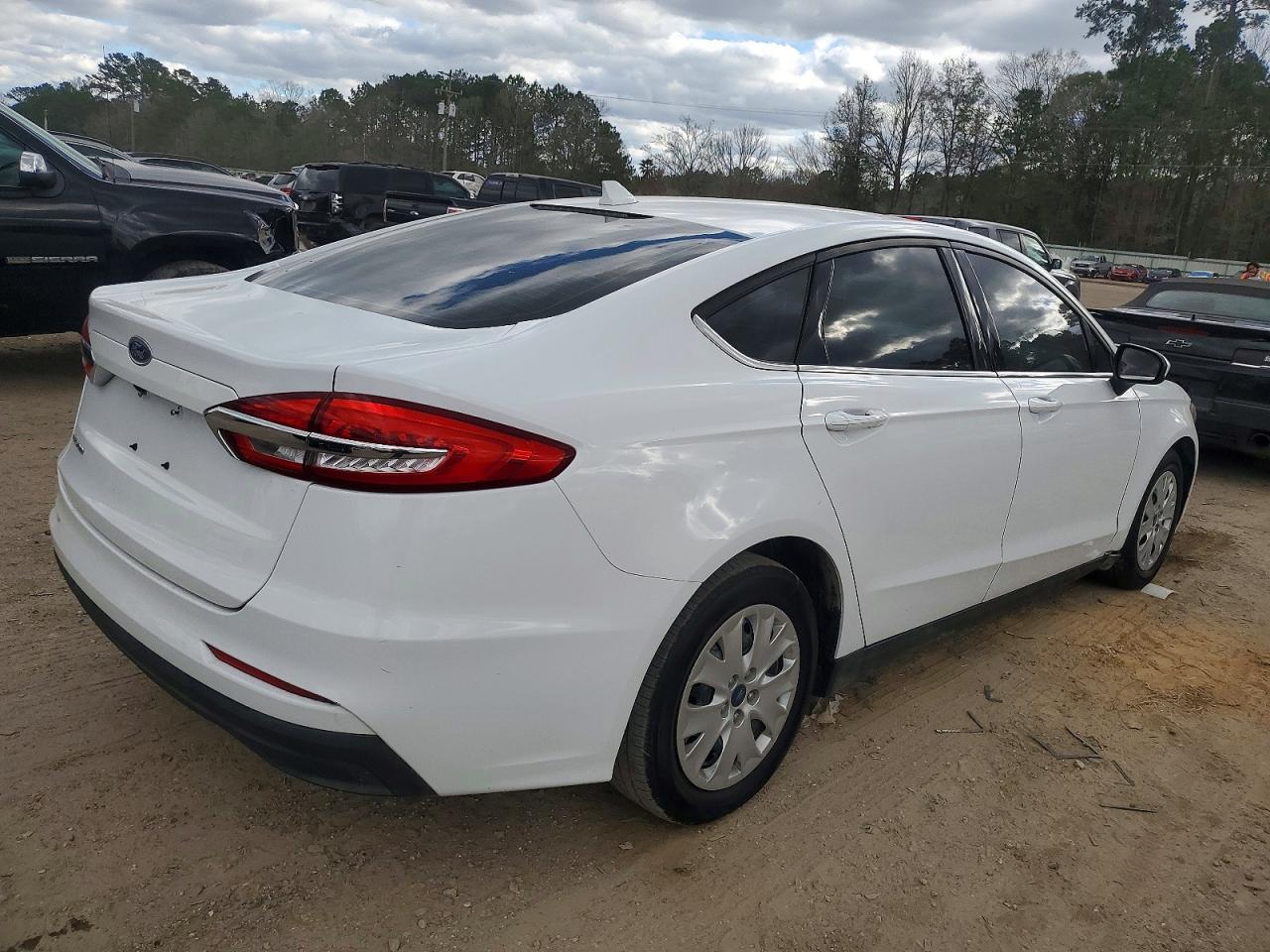 2020 FORD FUSION
