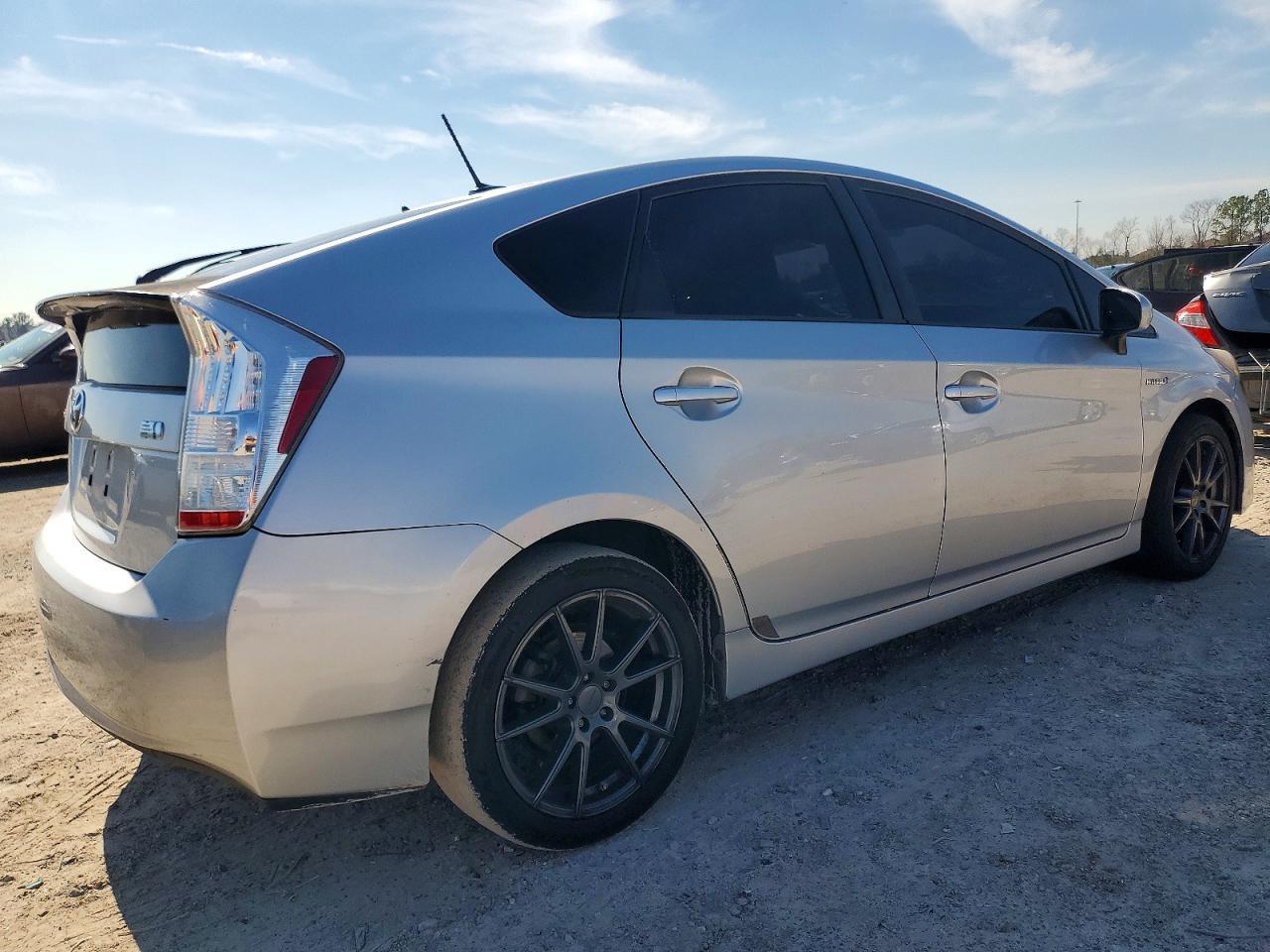 2010 TOYOTA PRIUS