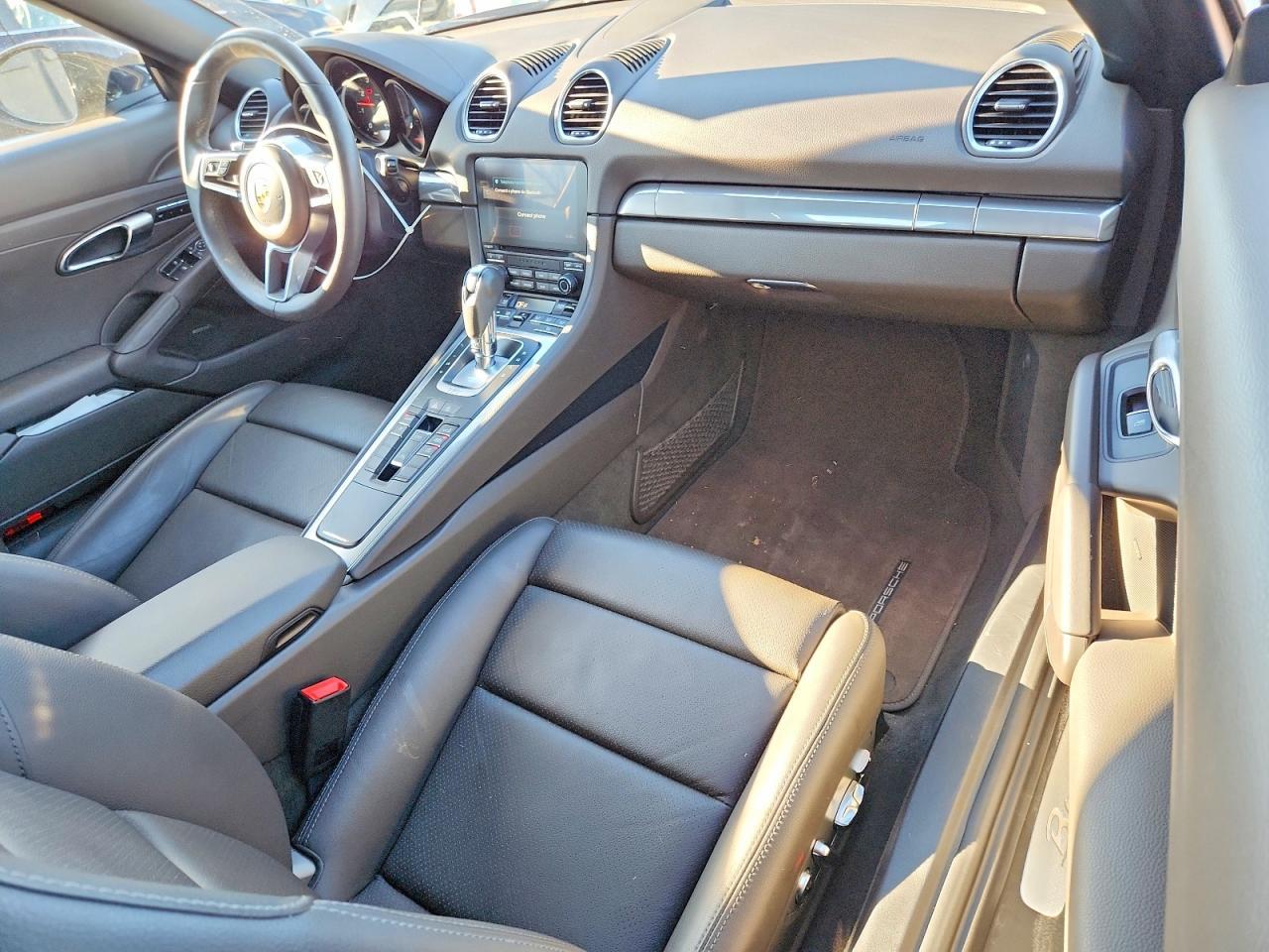 2021 PORSCHE Boxster