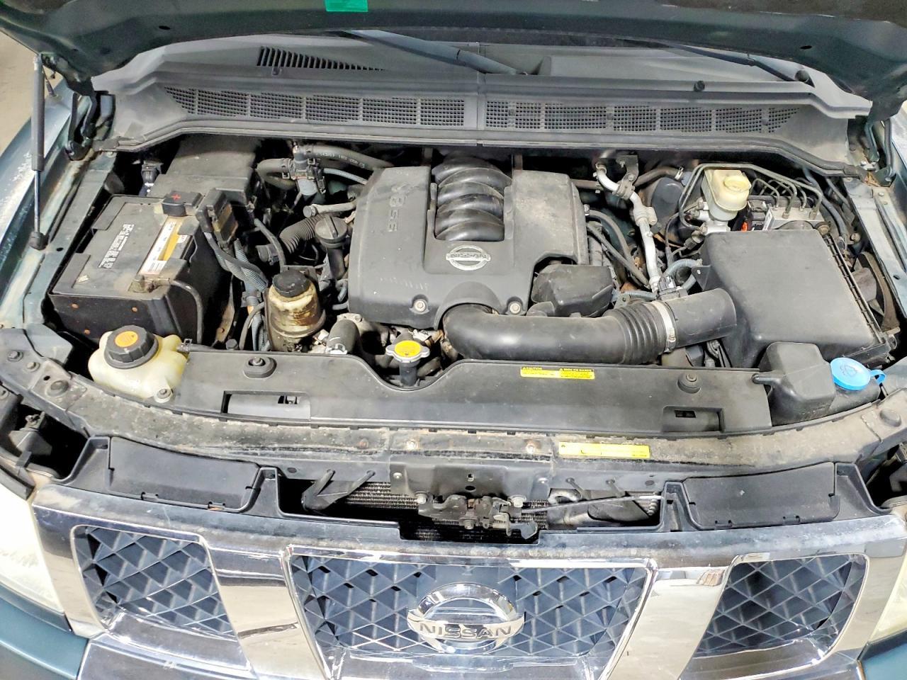 2004 NISSAN Titan