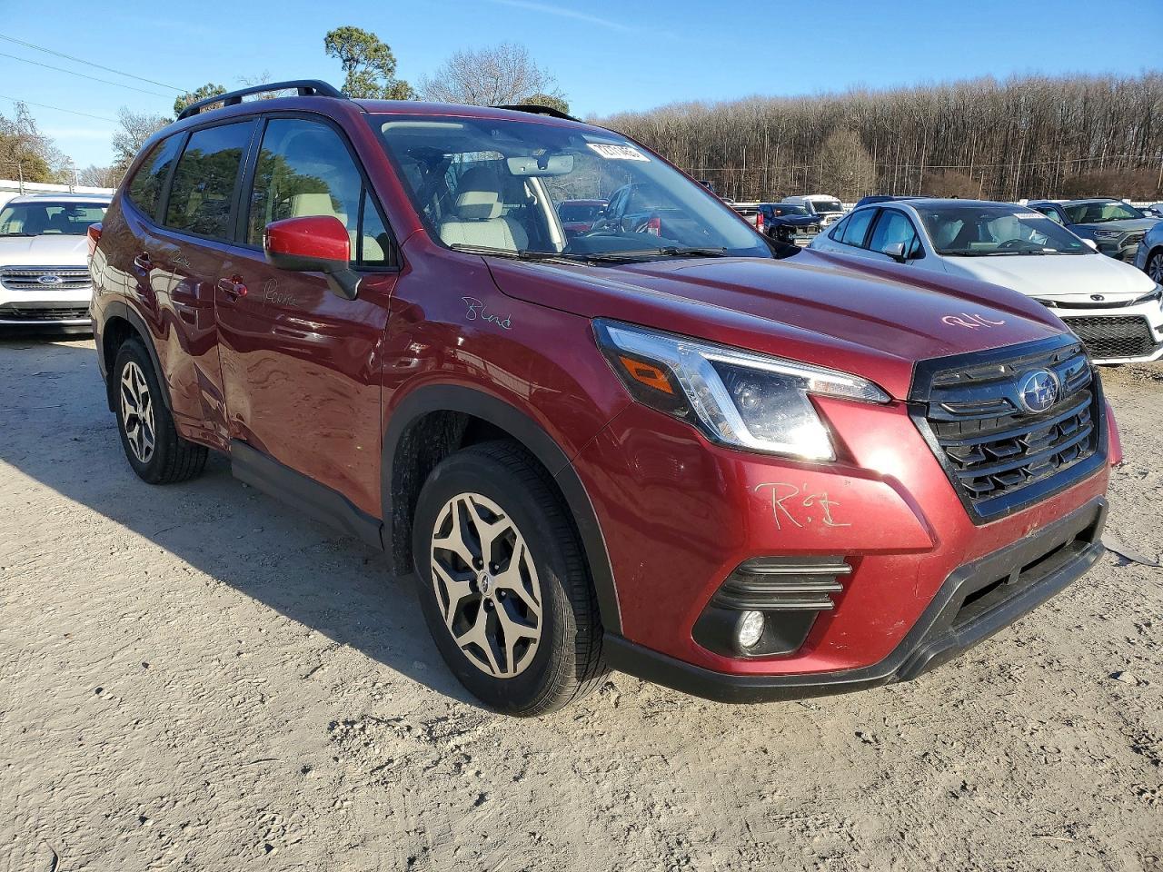 2024 SUBARU FORESTER