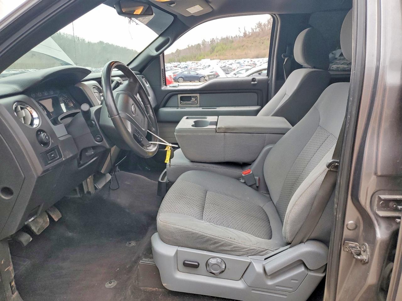 2011 FORD F-150