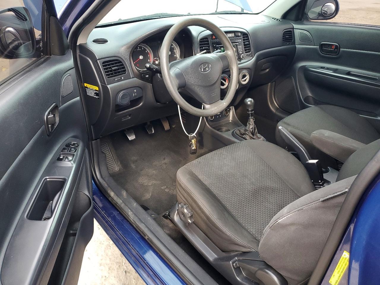 2011 HYUNDAI ACCENT