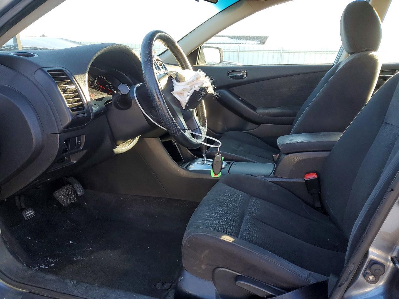 2010 NISSAN ALTIMA