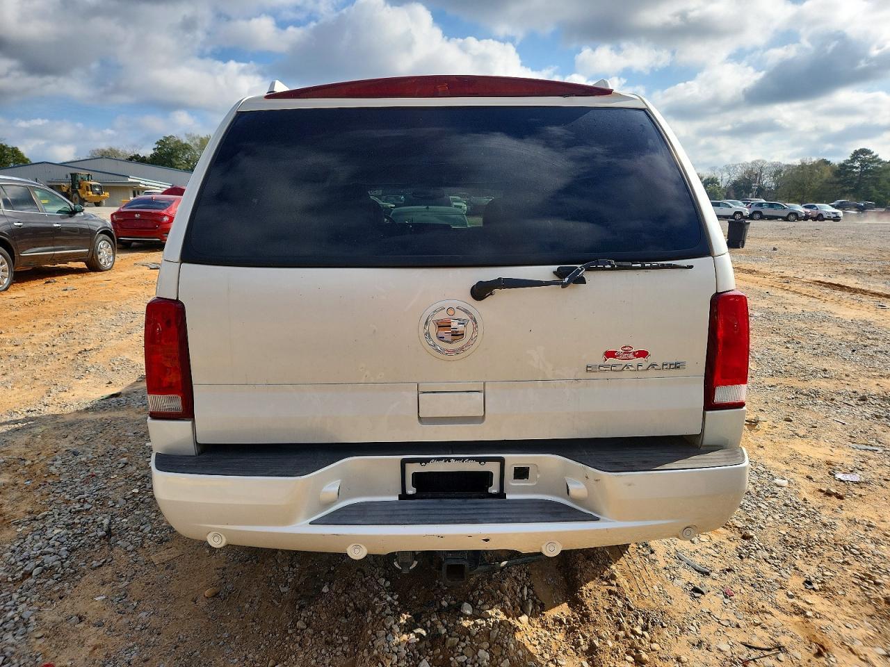 2004 CADILLAC ESCALADE