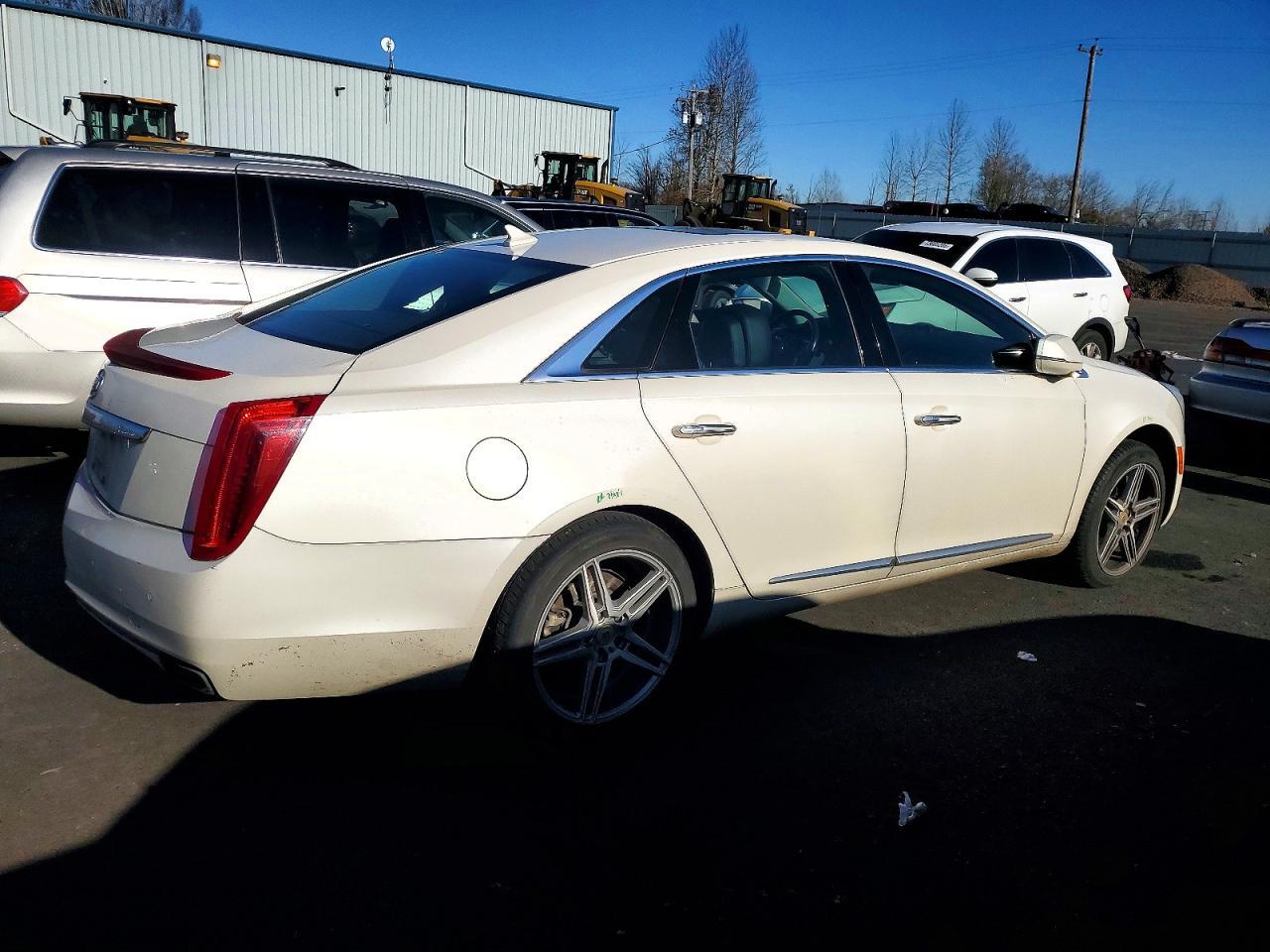 2014 CADILLAC XTS