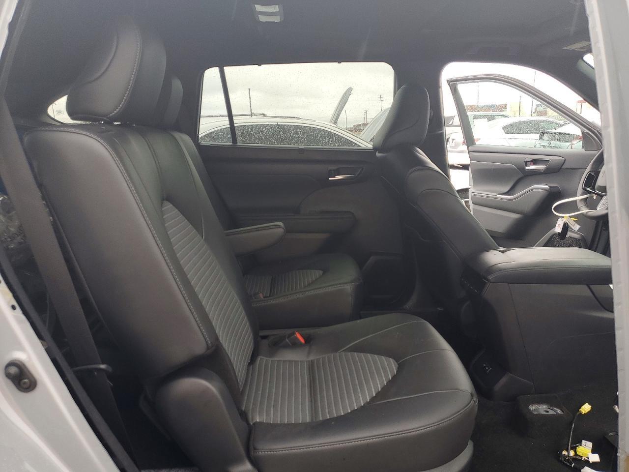 2025 TOYOTA HIGHLANDER