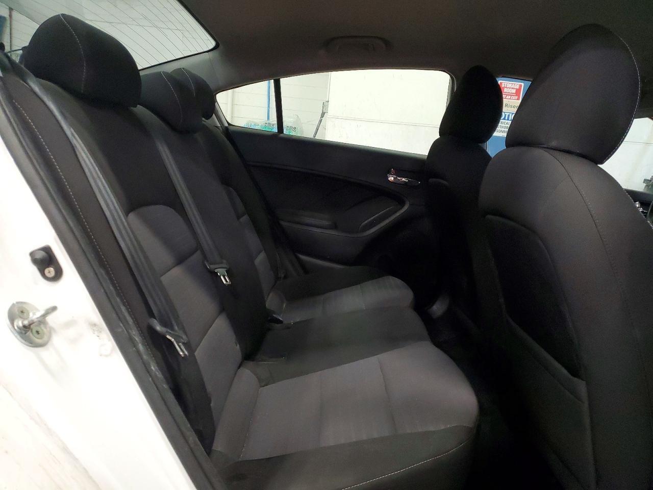 2017 KIA FORTE
