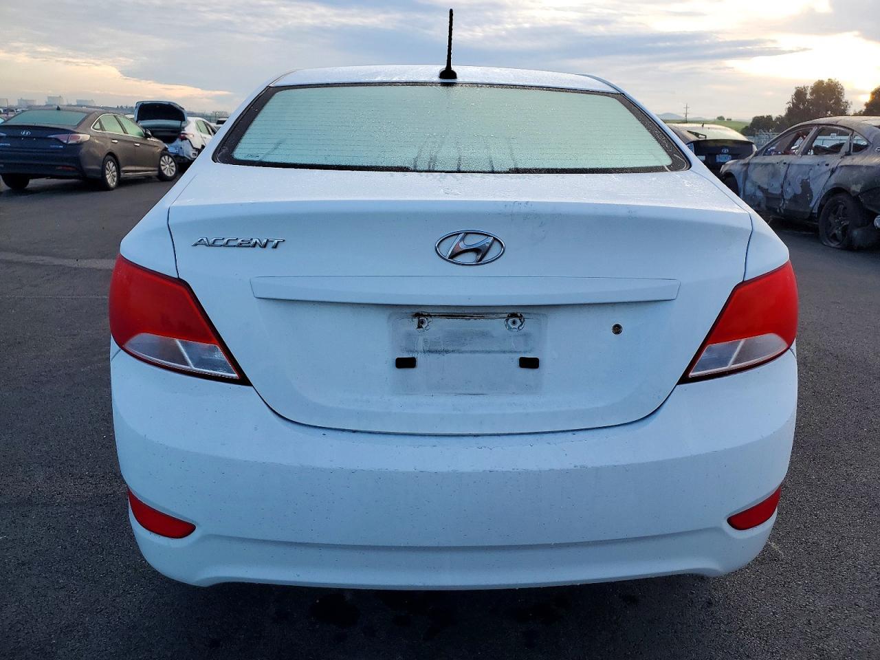 2016 HYUNDAI ACCENT