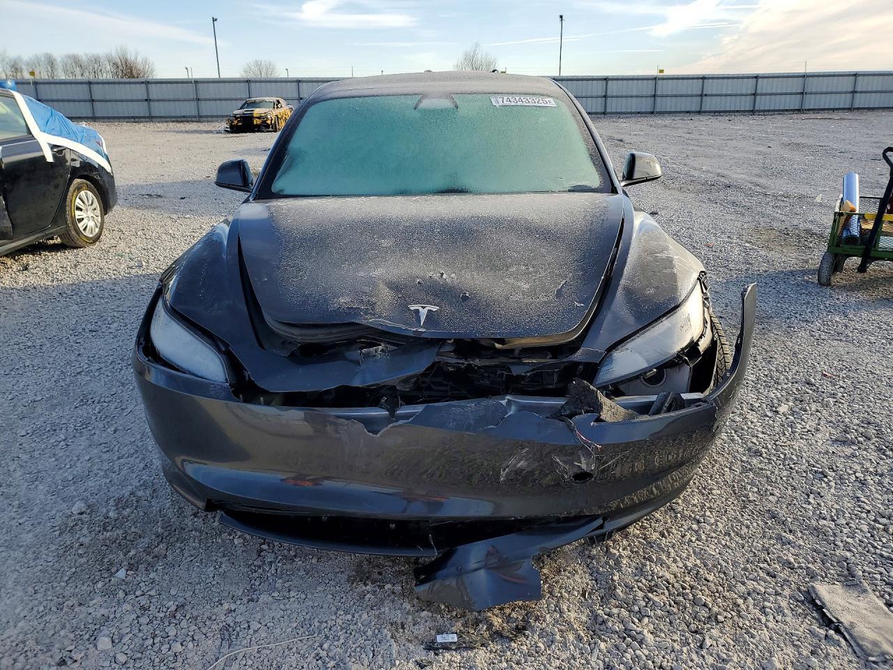 2024 TESLA MODEL 3