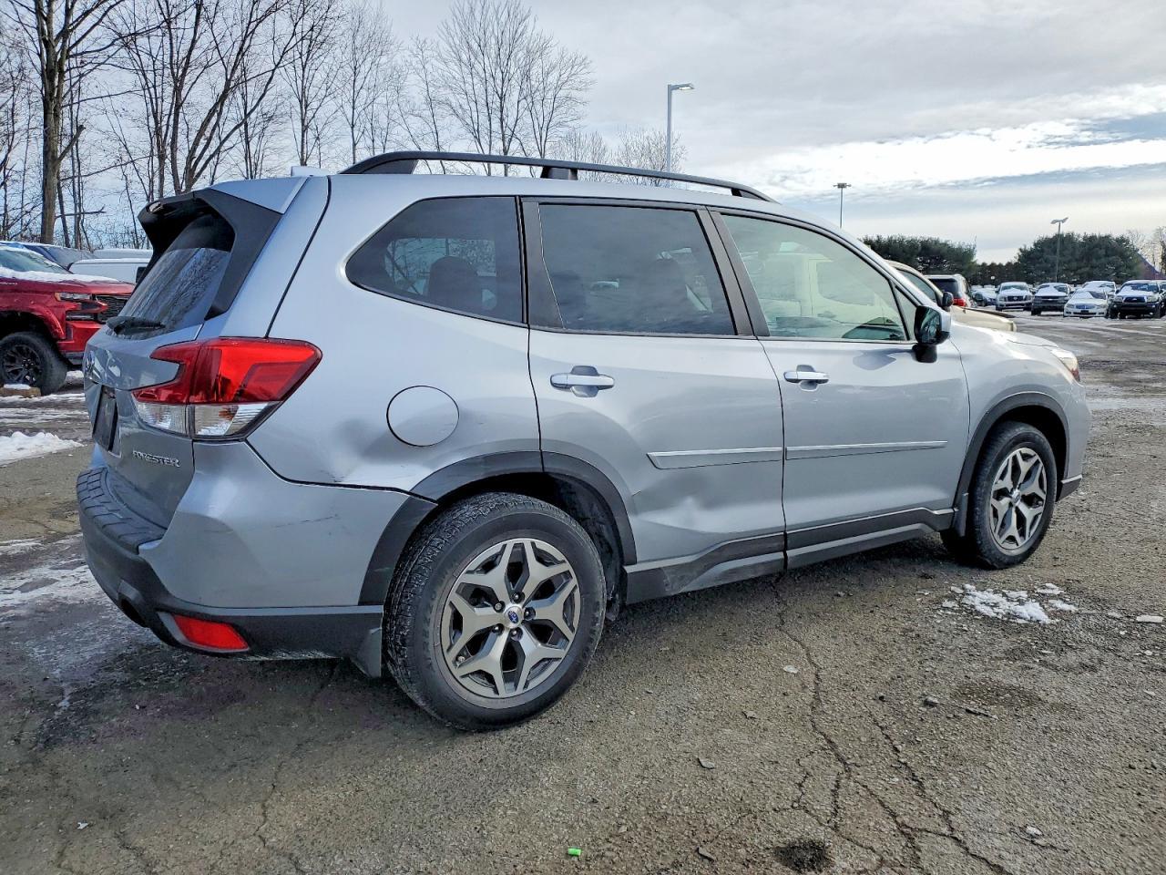 2021 SUBARU FORESTER
