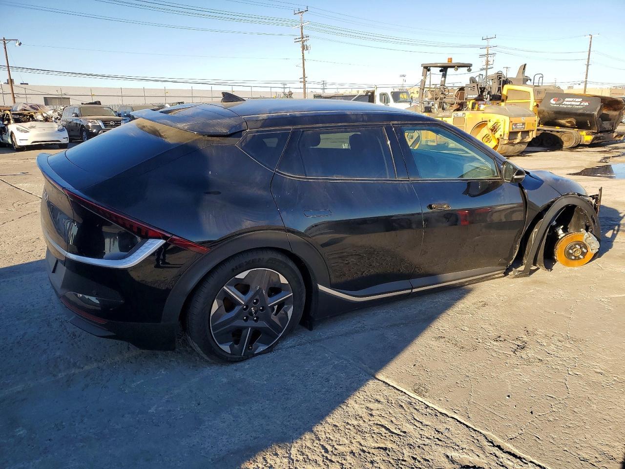 2025 KIA EV6