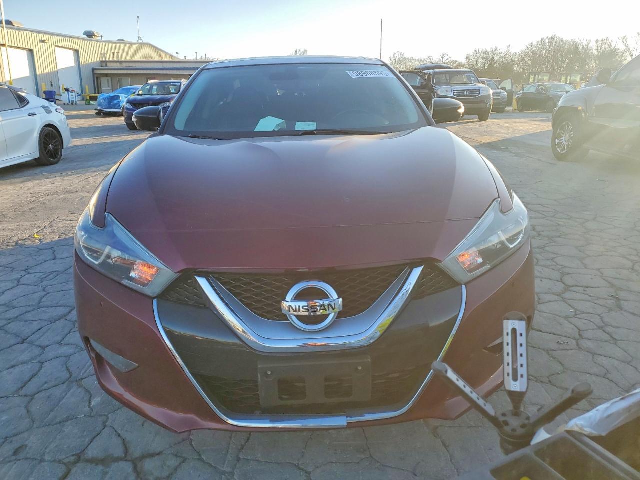 2017 NISSAN Maxima
