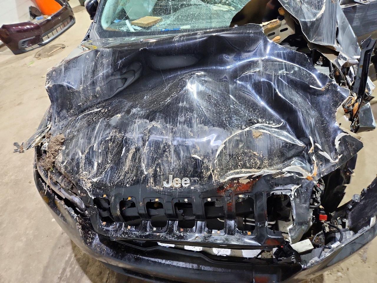 2019 JEEP CHEROKEE