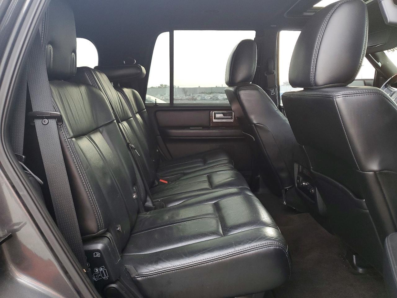 2015 LINCOLN Navigator