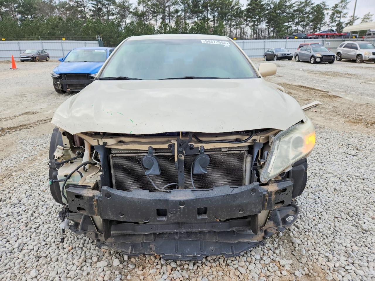 2011 TOYOTA CAMRY