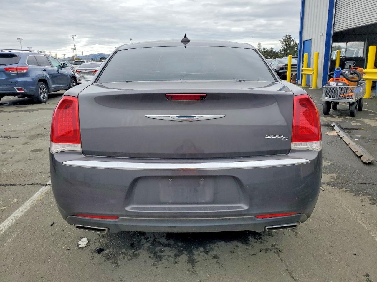 2016 CHRYSLER 300