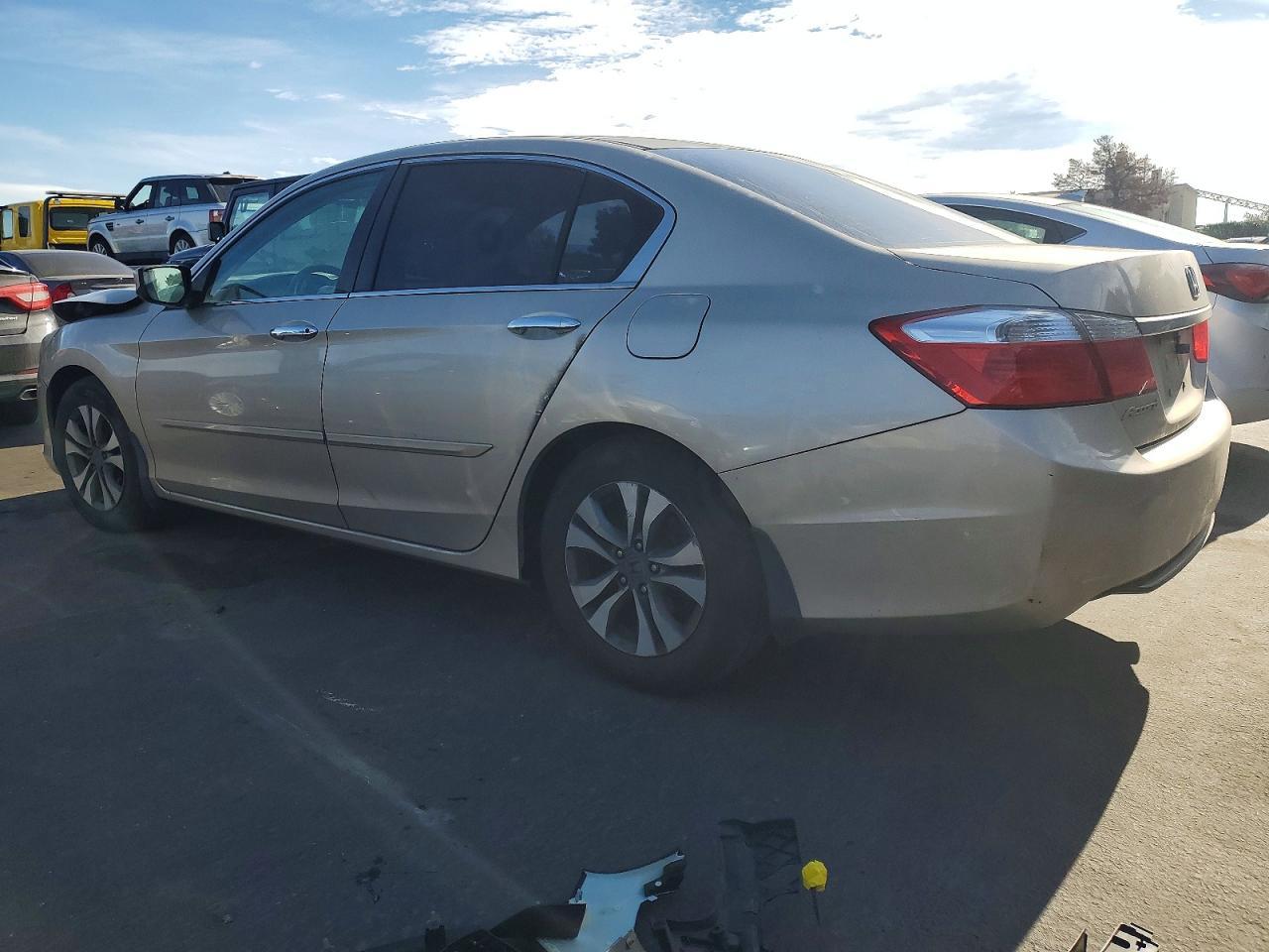 2015 HONDA ACCORD