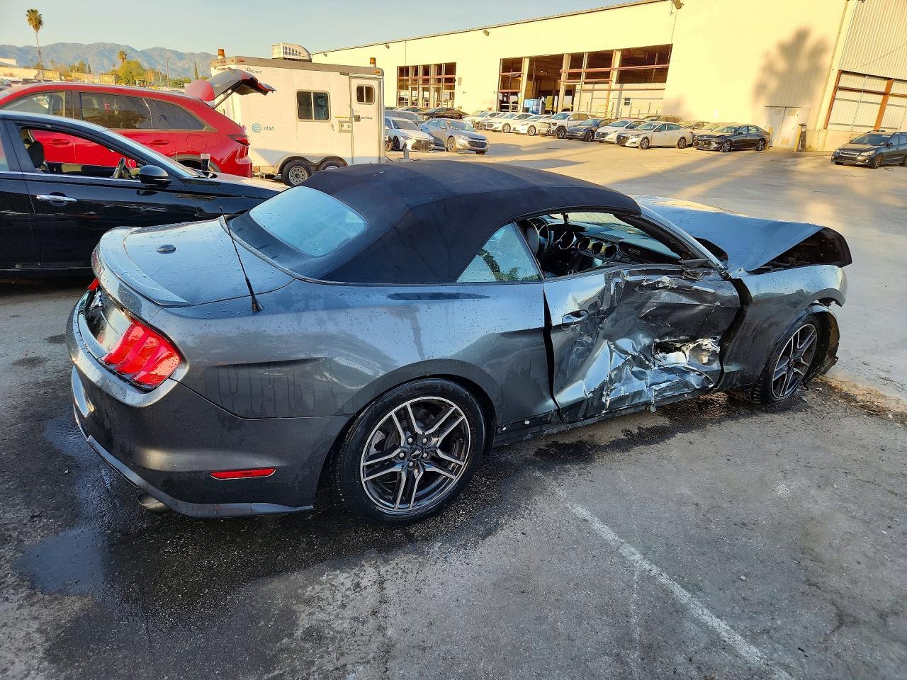 2020 FORD MUSTANG
