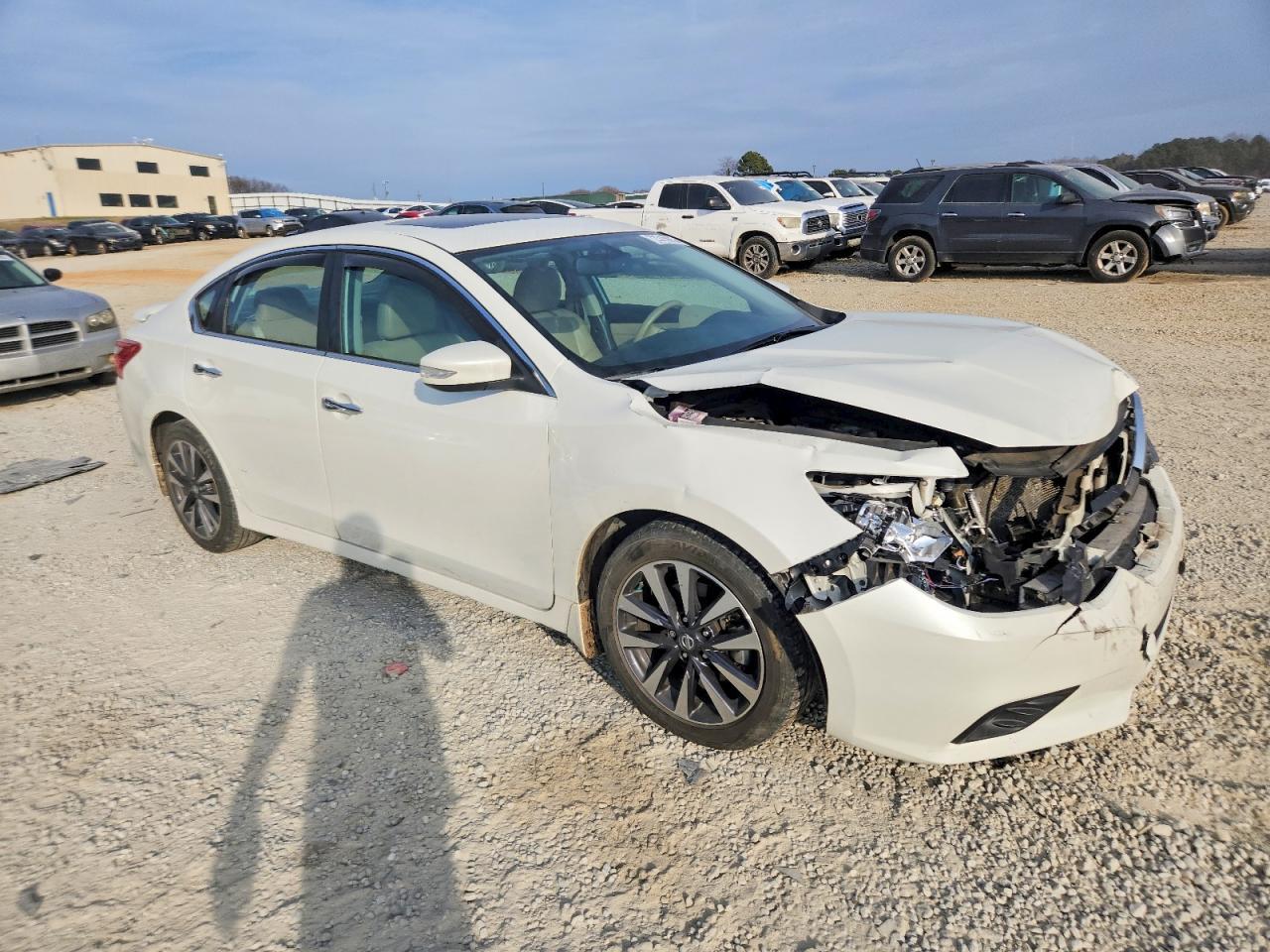 2017 NISSAN ALTIMA
