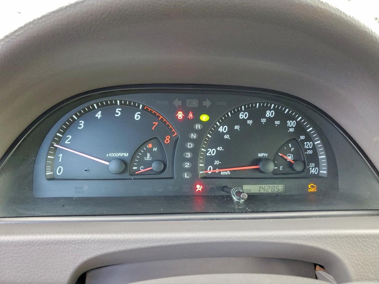2004 TOYOTA CAMRY