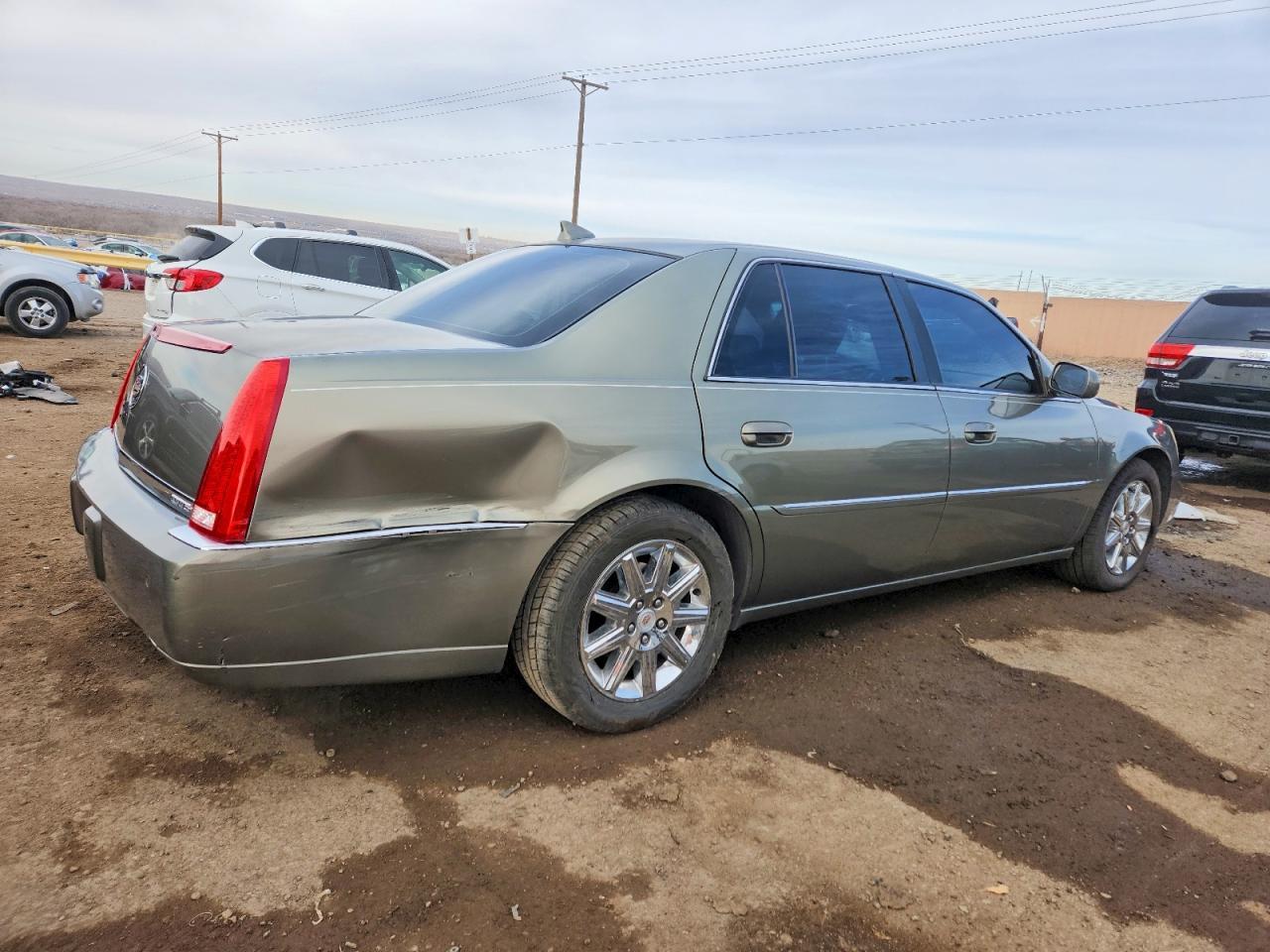 2010 CADILLAC DTS