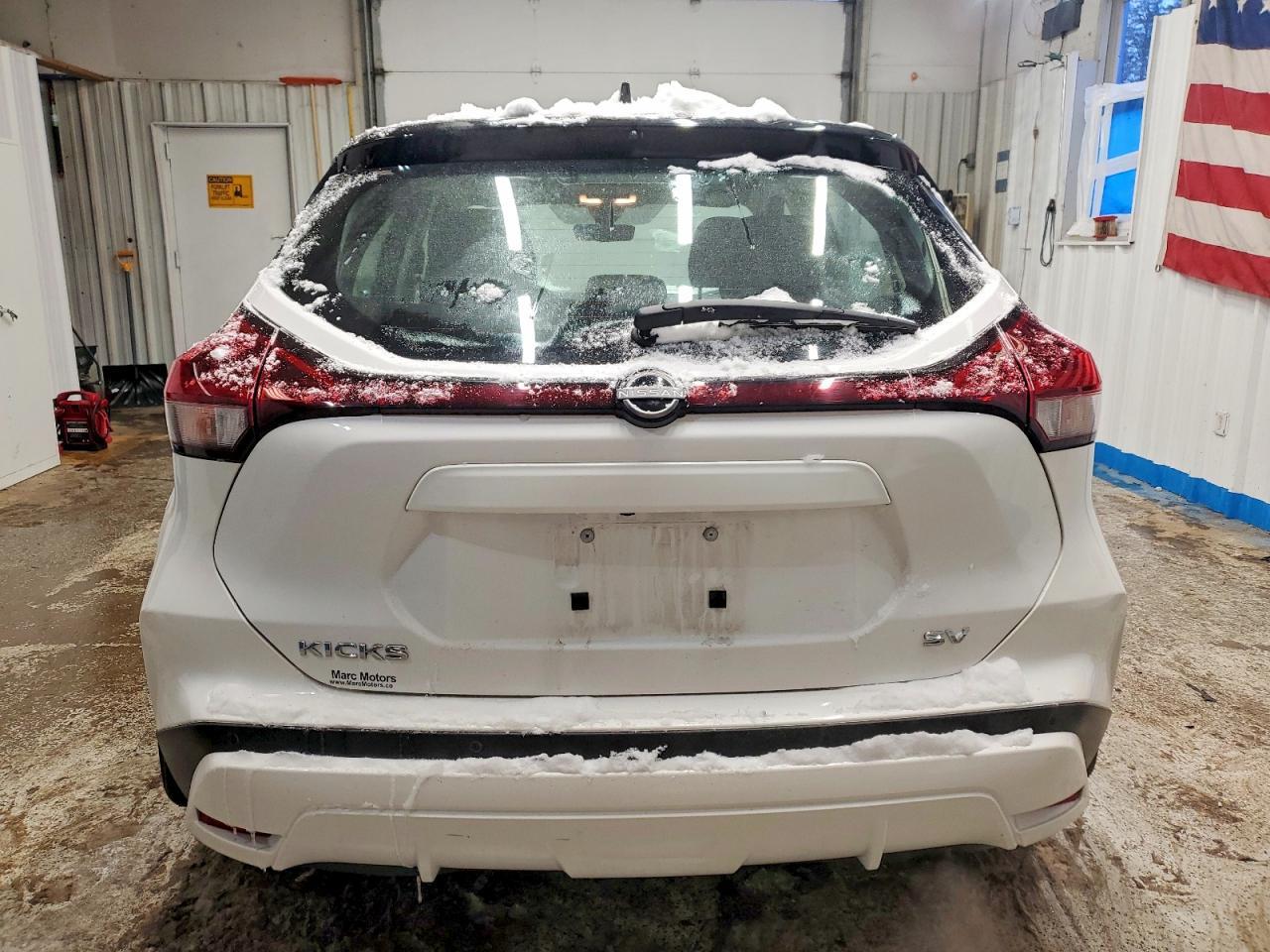 2023 NISSAN KICKS