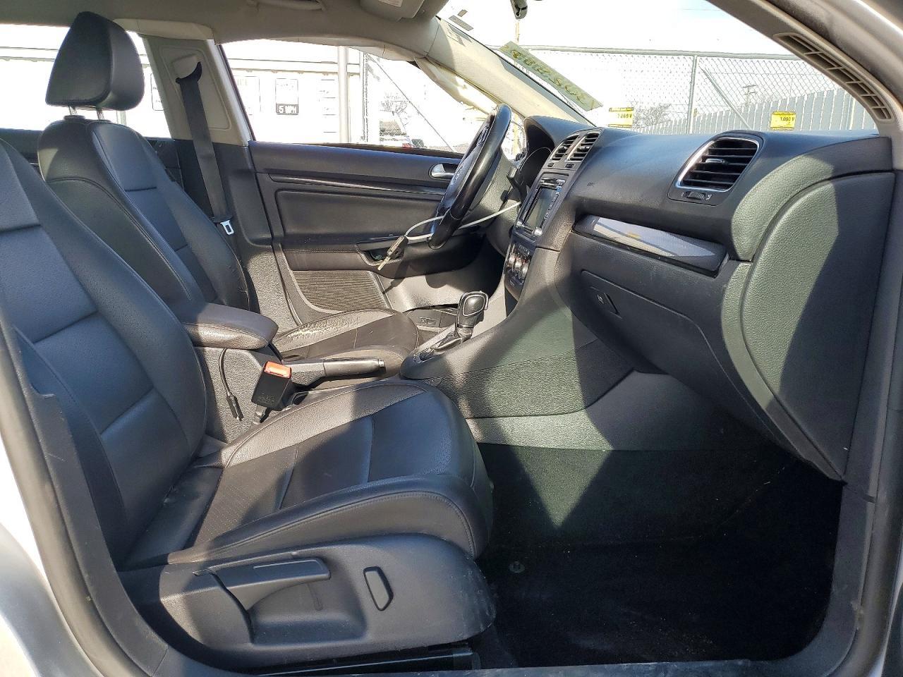 2012 VOLKSWAGEN JETTA