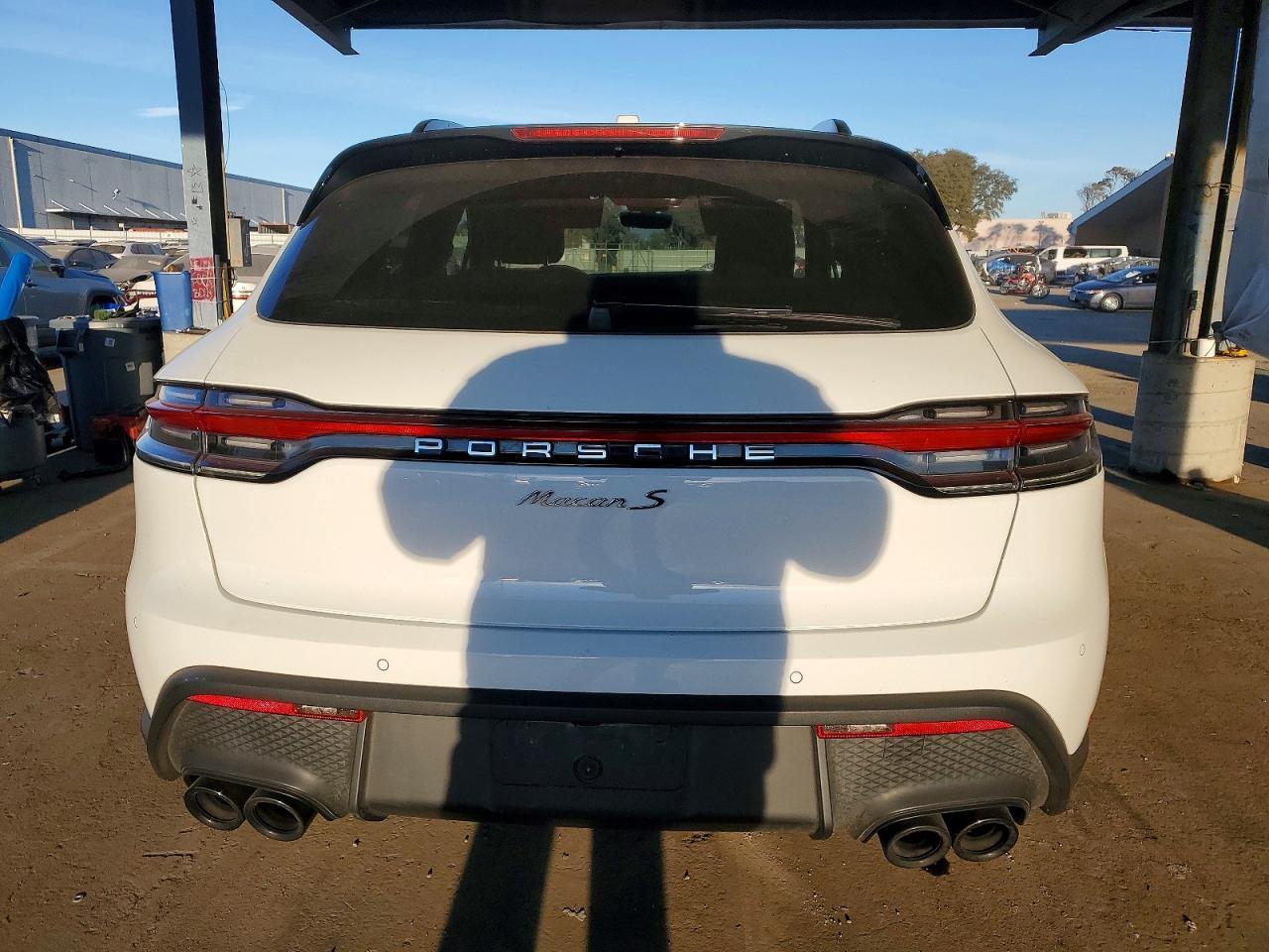 2022 PORSCHE Macan