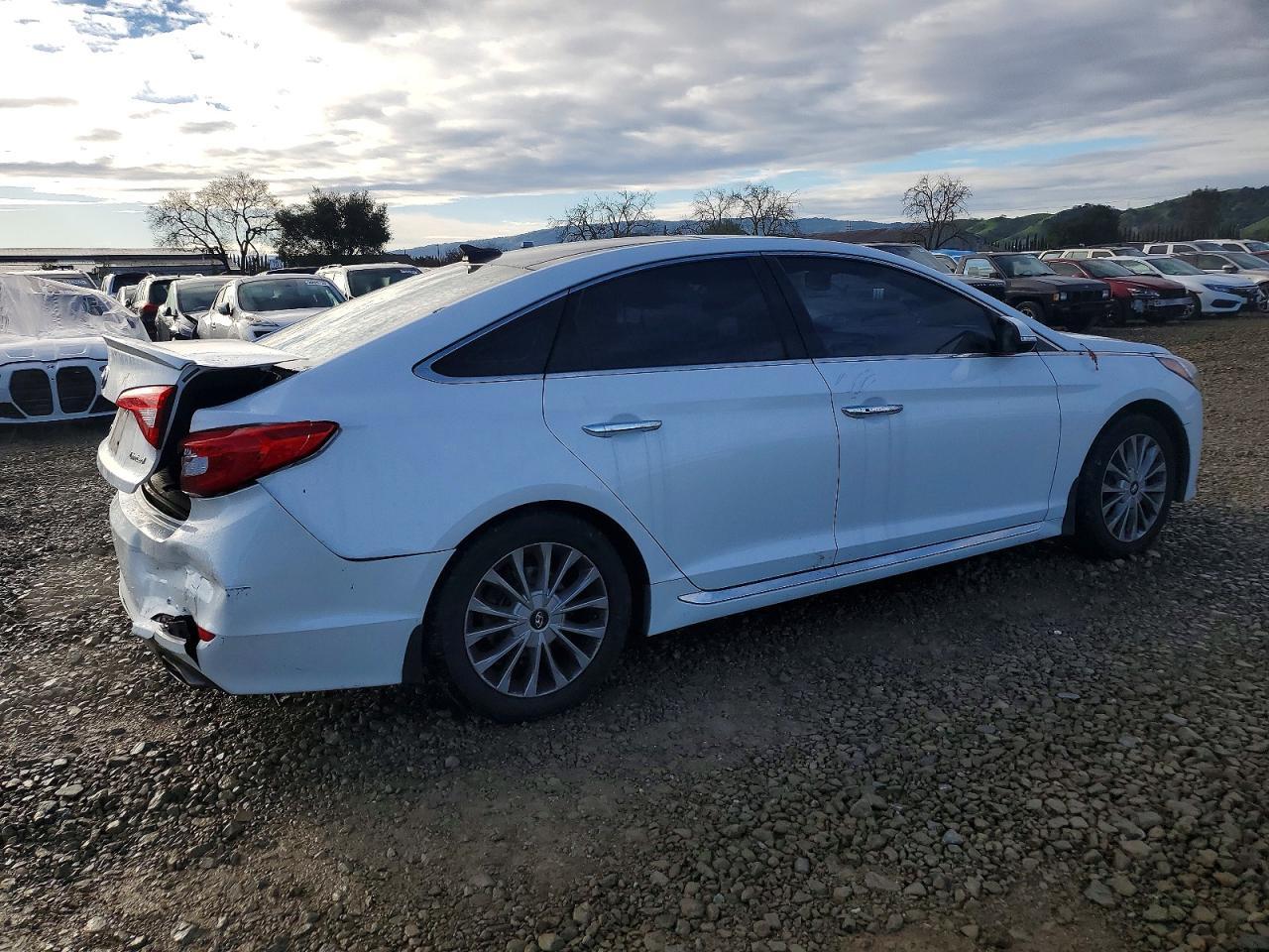 2015 HYUNDAI SONATA